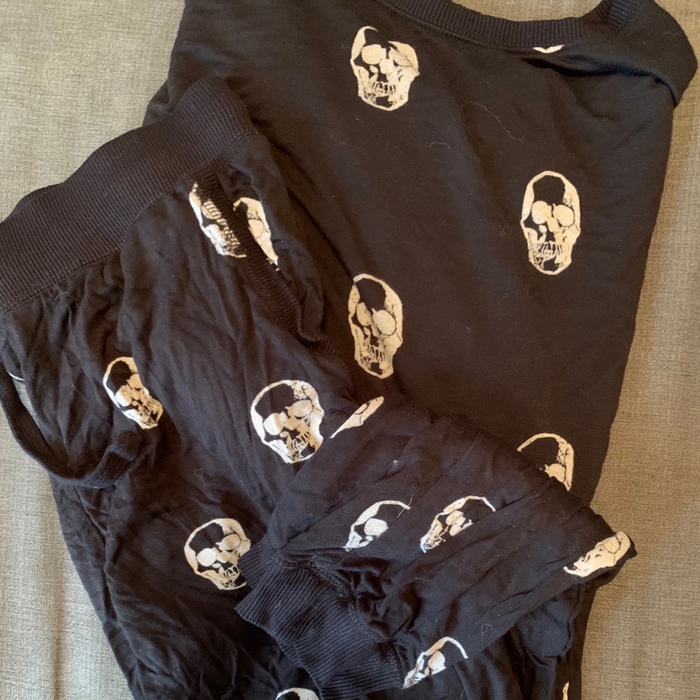 Skull Lounge Set